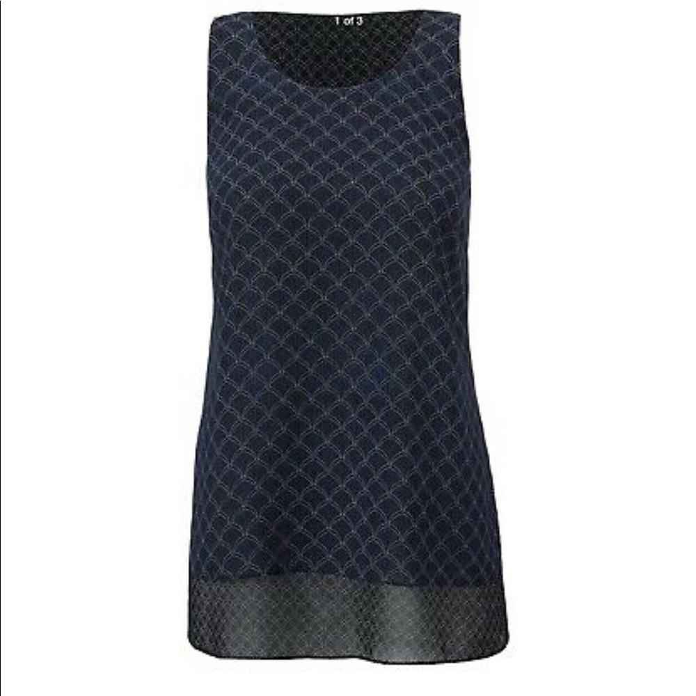 NWOT CAbi Scalloped sleeveless top- Small